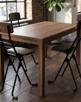 3 para chairs in a dining room